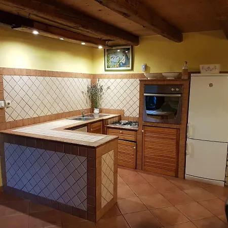 別荘 Istrian House *